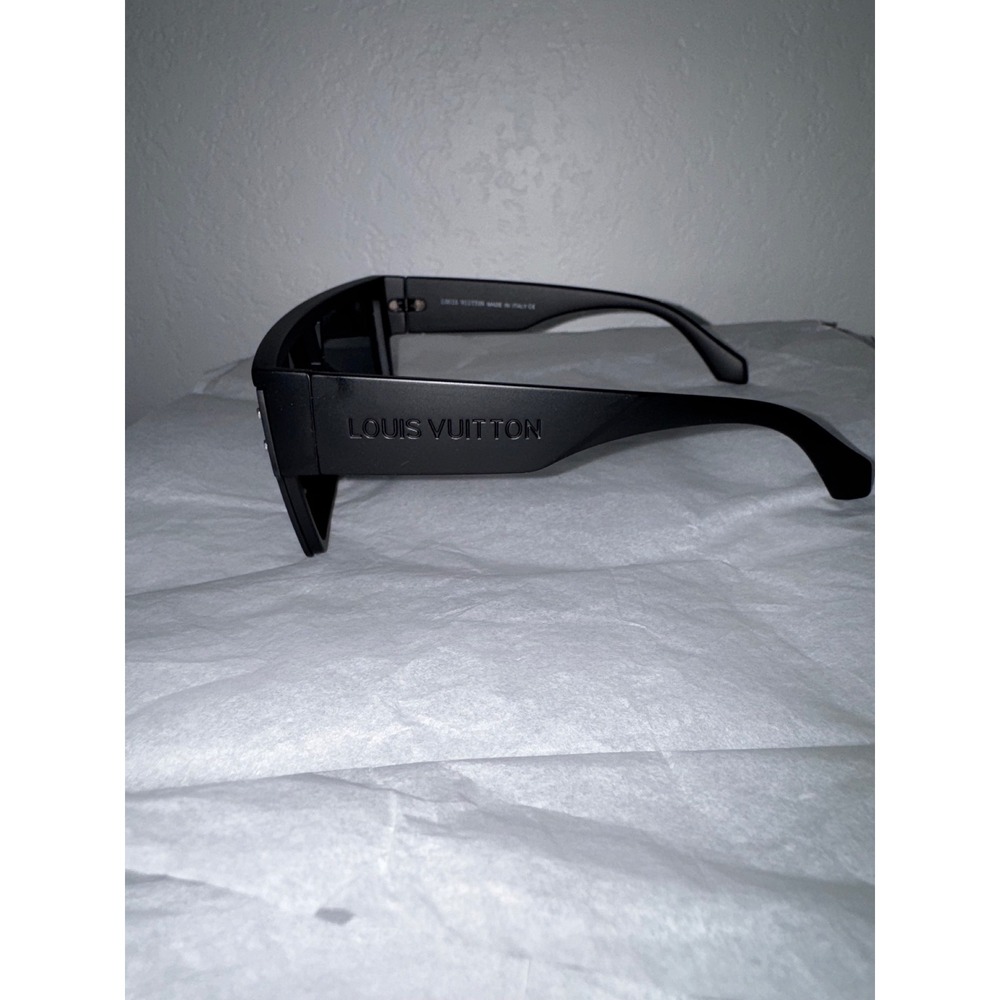 Louis Vuitton Waimea Sunglasses Black Monogram Shield Z1082W Designer Eyewear - Picture 2 of 5